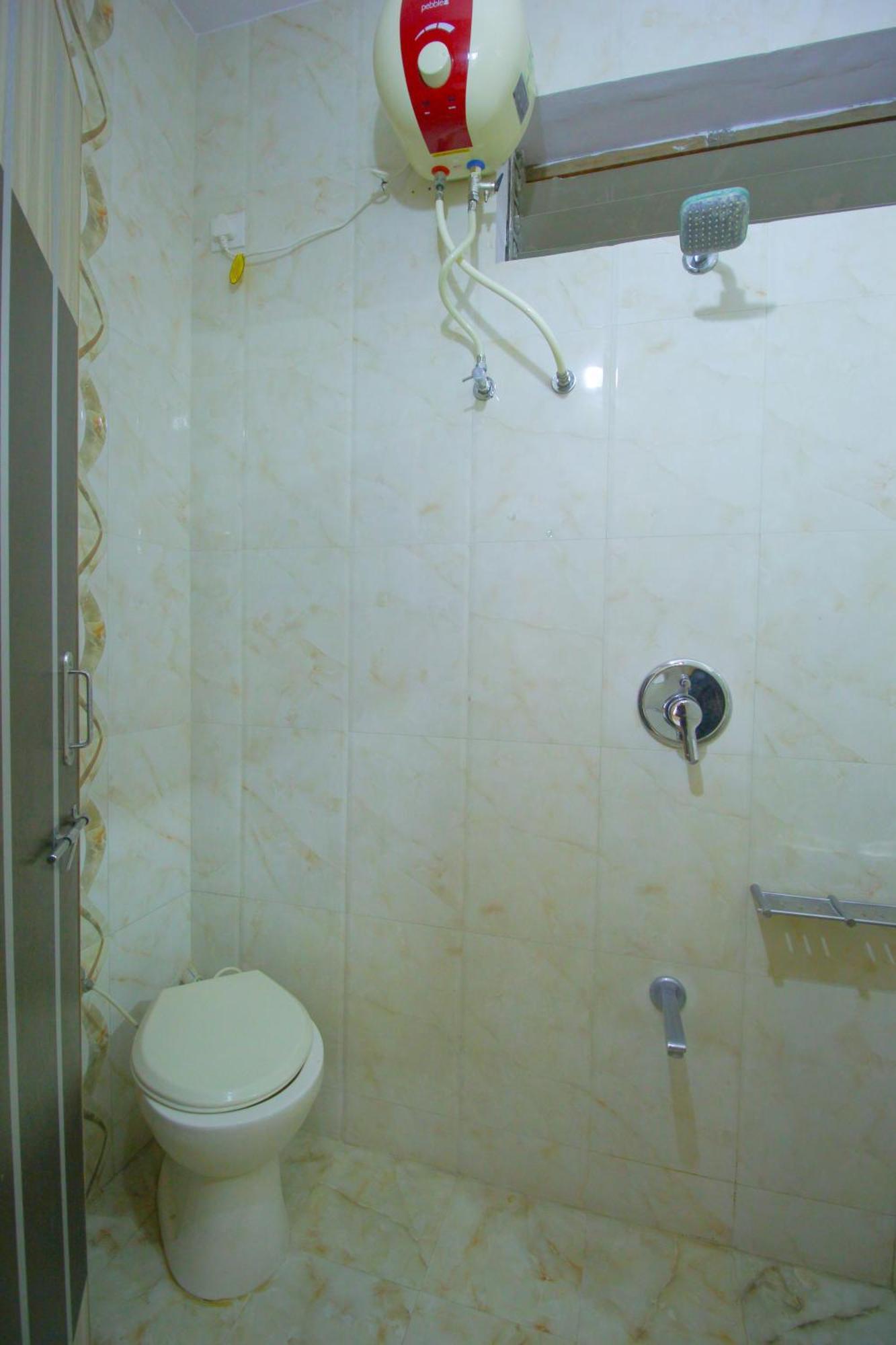 Hotel Upasana Rajkot Luaran gambar