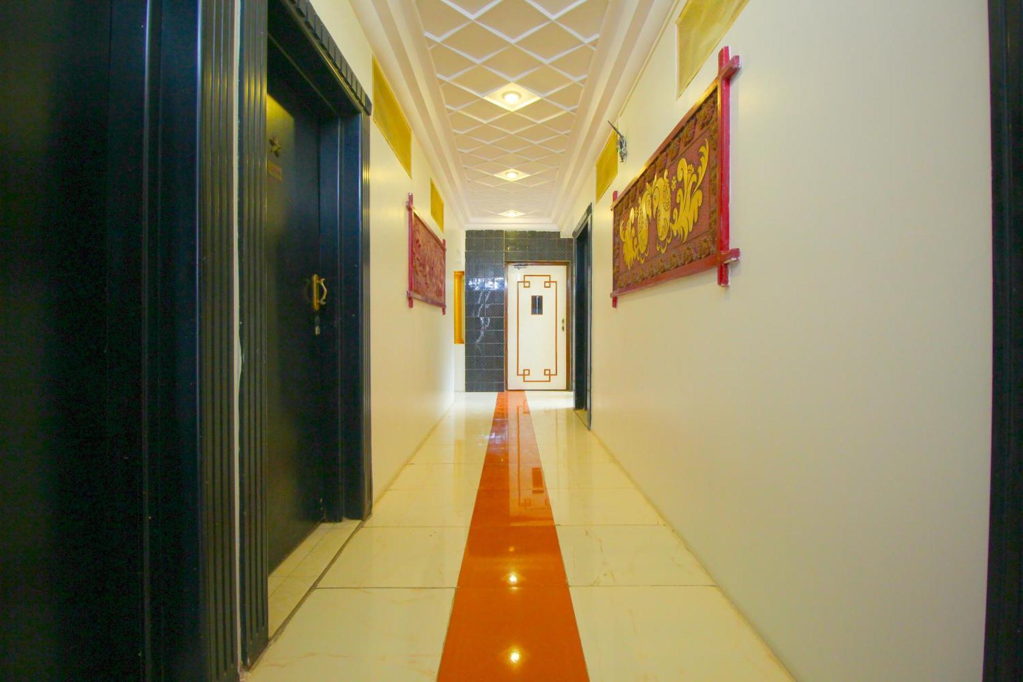 Hotel Upasana Rajkot Luaran gambar
